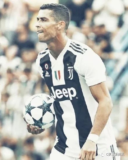 意甲最新动态：米兰锁定18岁新锋，国米仅落榜首一分（意甲焦点：AC米兰敲定18岁新前锋，国米距榜首仅差1分）