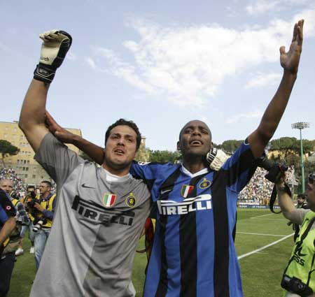 葡萄牙11月大名单：C罗领衔，菲利克斯、莱奥、B费在列（葡萄牙公布11月名单：C罗挂帅，菲利克斯、莱奥与B费入选）