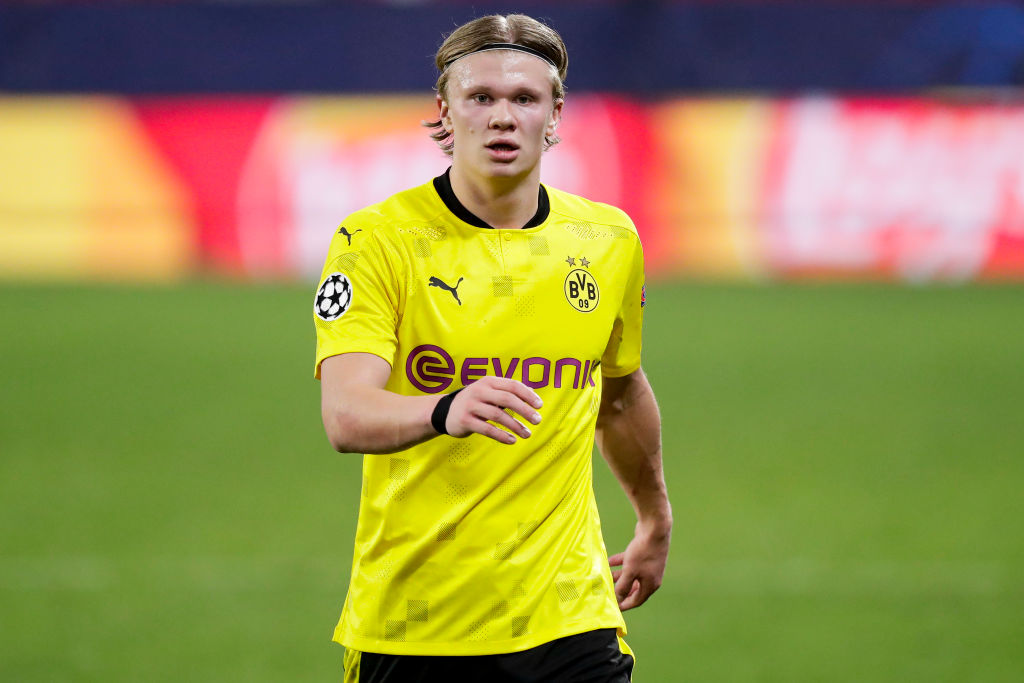 德天空：法兰克福中场乌尊肌肉受伤，预计12月欧冠踢巴萨复出（德媒天空体育：法兰克福中场乌尊肌肉受伤，预计欧冠12月战巴萨时复出）