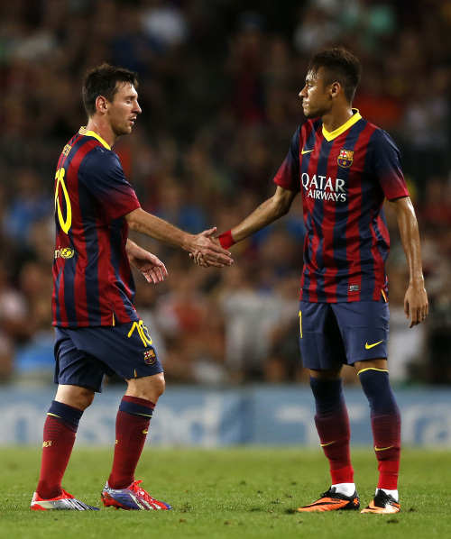 历史首位，前武汉女足外援特姆瓦连续两年获得美女职最佳球员（前武汉女足外援特姆瓦成历史首人，蝉联美职女足年度最佳球员）