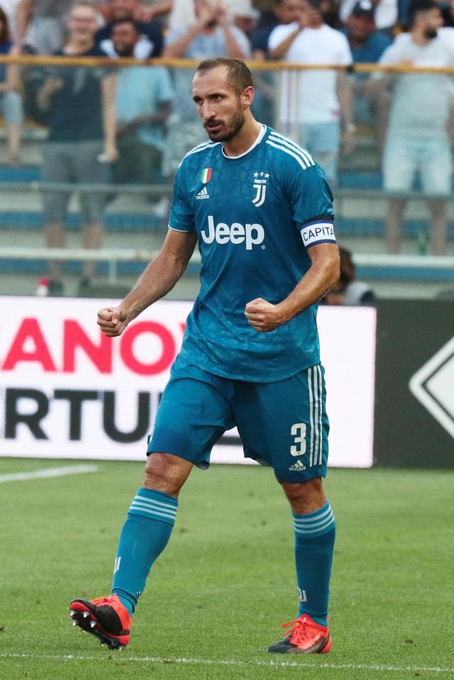 琼斯：萨拉赫已向全队道歉，利物浦上下将团结一致支持他（琼斯称萨拉赫已向队友道歉，利物浦上下将同心支持他）