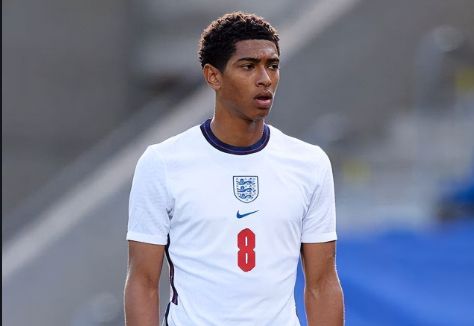 斯科尔斯、卡拉格都认为：哈白布是足球历史上最佳中场组合（斯科尔斯与卡拉格一致认为：哈白布堪称足坛史上最强中场组合）