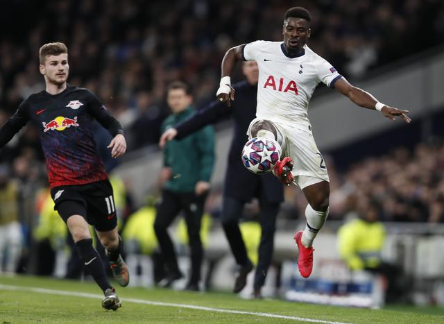 保罗离队快船终结5连败！哈登轰27+9轻取老鹰：与队友贴耳热聊（保罗离队，快船止住五连败；哈登27+9轻取老鹰，与队友贴耳热聊）