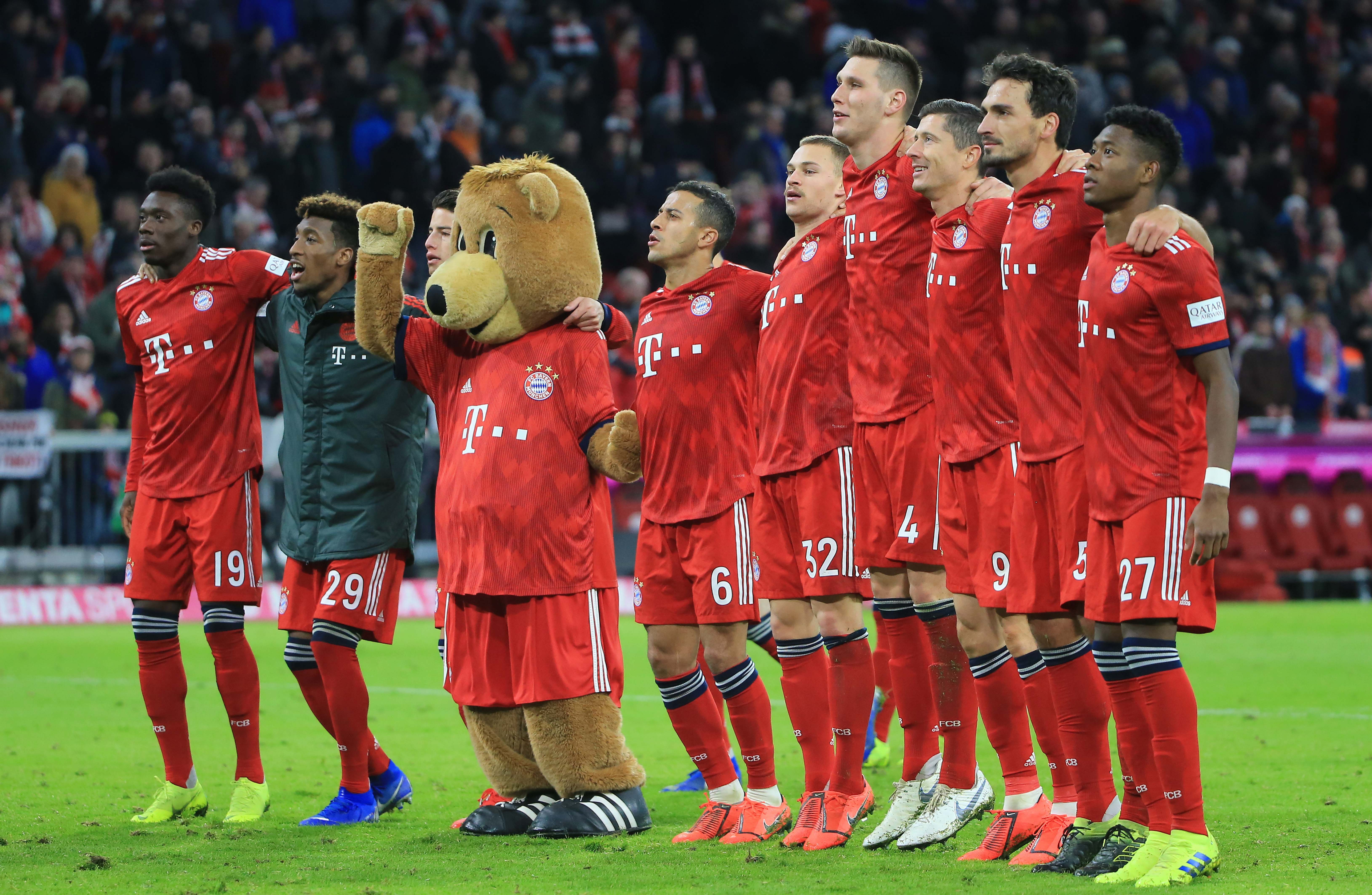 早报：拥有地表最强人类的从容感……怎么，你们没有吗？（早报：手握地表最强，自带从容气场——你们没有？）