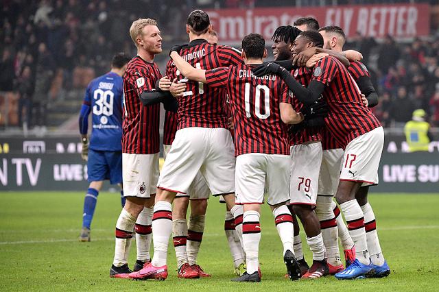 埃及足协力挺萨拉赫：你永远不会独行，你永远是最棒的（埃及足协声援萨拉赫：你永不孤行，你始终最出色）