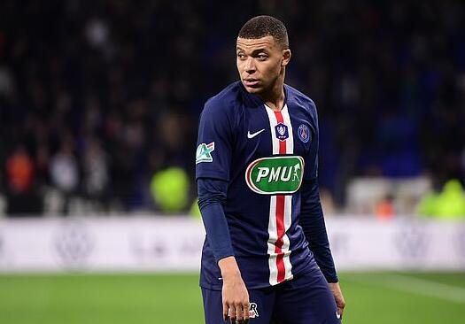 巴蒂：没有什么能永垂不朽，能享受梅西的足球这么久已足够幸运（巴蒂：万物终有时，能长期欣赏梅西踢球已是幸运）