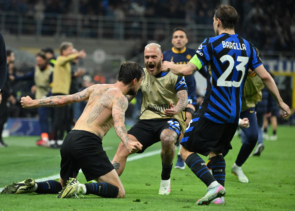 半场战报：都灵1-0克雷莫内塞，弗拉希奇建功（半场速递：弗拉希奇破门，都灵1-0领先克雷莫内塞）